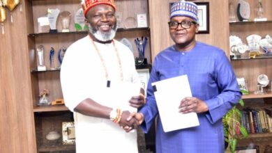 NNPC Ltd signs deal to Supply gas to Dangote Refinery