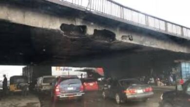 FG restricts articulated trucks, others from Iddo Bridge