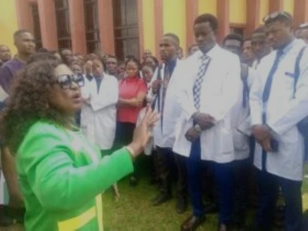 UniCal VC Vows to End Dentistry Quota Crisis Before Exit