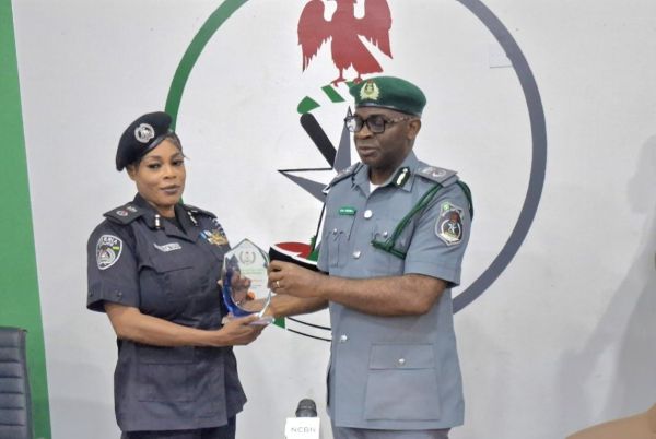 Customs, Police Unite to Clear Apapa Port Gridlock, Boost Efficiency