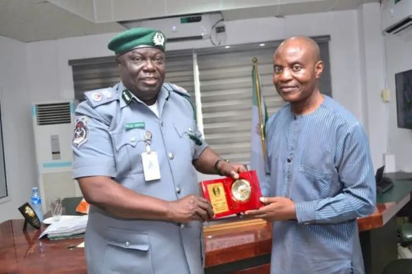 Multiple Checkpoints Crippling Nigeria’s Trade Corridors — Seme Customs Chief Warns