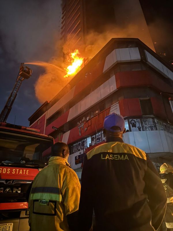 Lagos Inferno: Eight Confirmed Dead as Controlled Demolition Begins at Iconic Island High-Rise